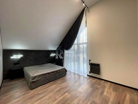 будинок за адресою Анни Ярославни вул.