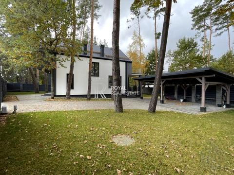 будинок за адресою Анни Ярославни вул.