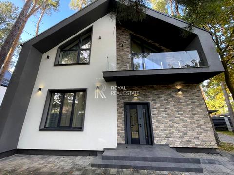 будинок за адресою Анни Ярославни вул.