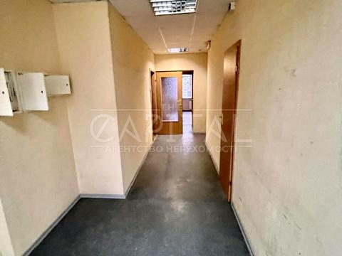 комерційна за адресою Дніпровська набережна вул., 1-А