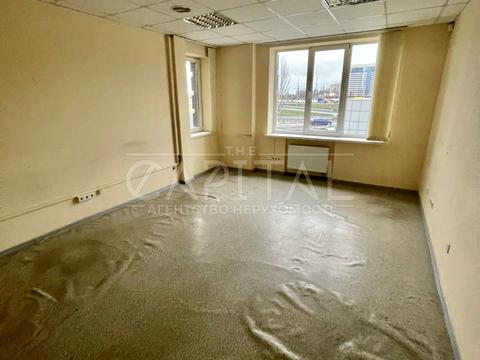 комерційна за адресою Дніпровська набережна вул., 1-А