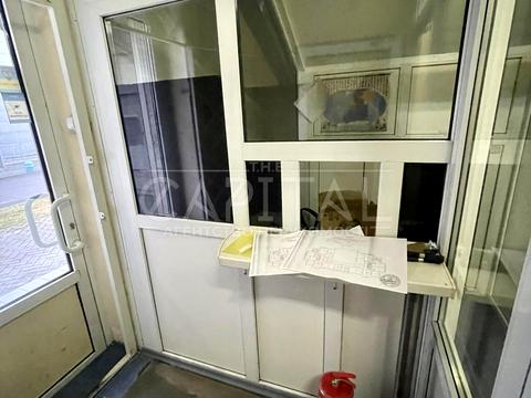 комерційна за адресою Дніпровська набережна вул., 1-А