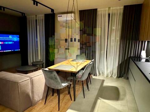 квартира по адресу Квітневий пер., 8