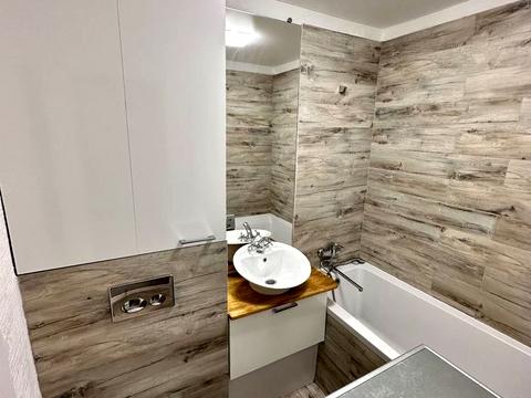 квартира за адресою Героїв просп., 12