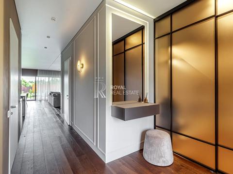 будинок за адресою Тепла, 2