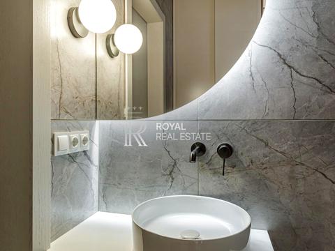 будинок за адресою Тепла, 2