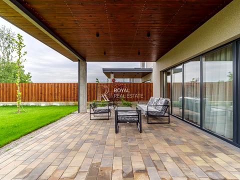 будинок за адресою Тепла, 2