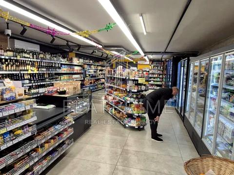 комерційна за адресою Золотоустівська вул., 26