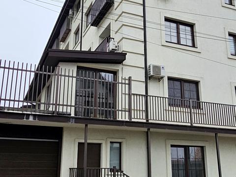 коммерческая по адресу Творческая ул., 57