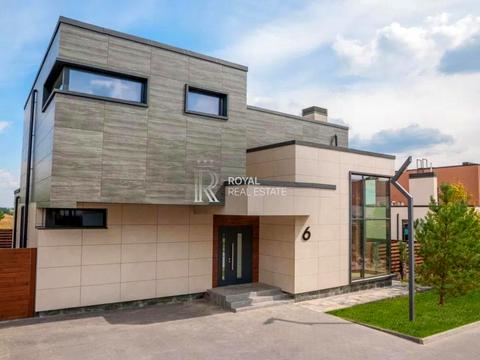 будинок за адресою Грушева вул.