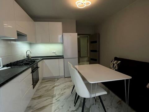 квартира за адресою Героїв Рятувальників вул. (Володі Дубініна), 6