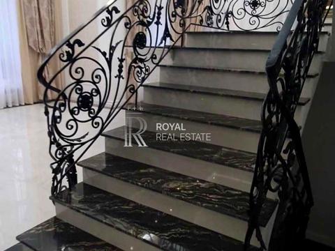 будинок за адресою Лугова вул.