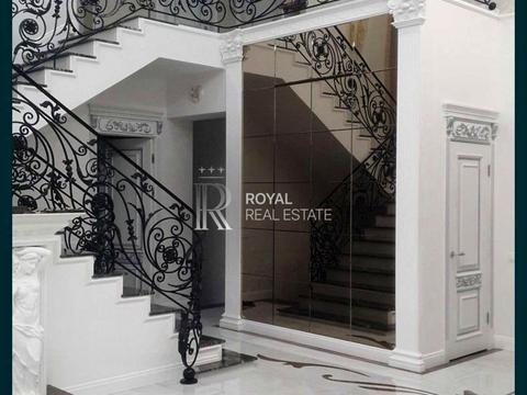 будинок за адресою Лугова вул.