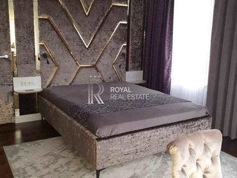 будинок за адресою Лугова вул.