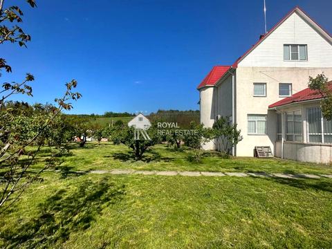 будинок за адресою Молодіжна