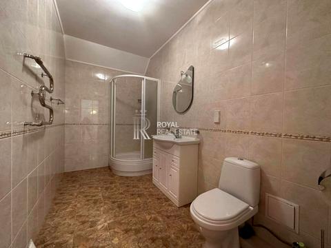 будинок за адресою Молодіжна