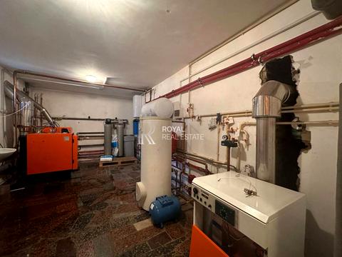 будинок за адресою Молодіжна