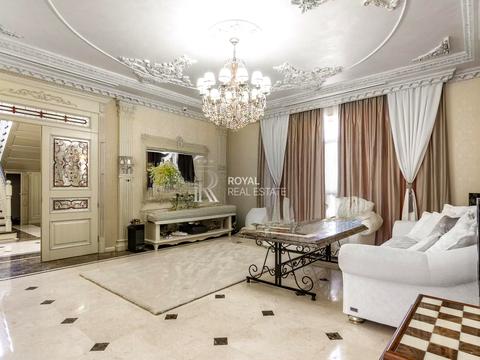 дом по адресу с. Вишенки, Золочівська, 11