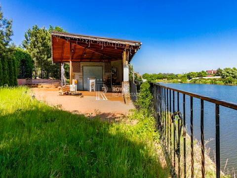 дом по адресу с. Вишенки, Золочівська, 11