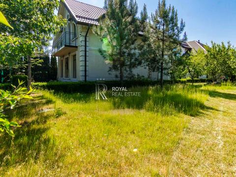 дом по адресу с. Вишенки, Золочівська, 11