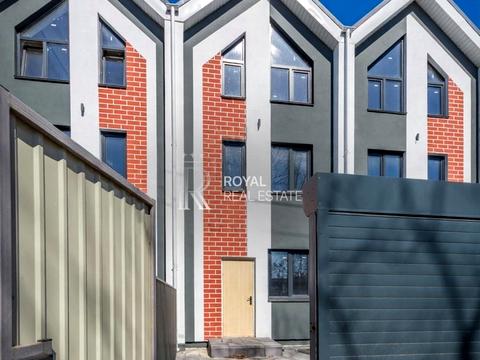 будинок за адресою Зинаиды Тулуб