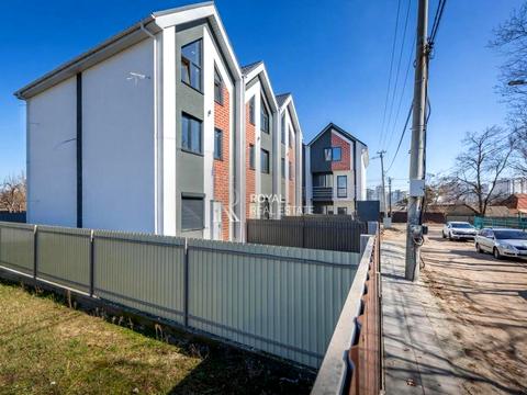 будинок за адресою Зинаиды Тулуб