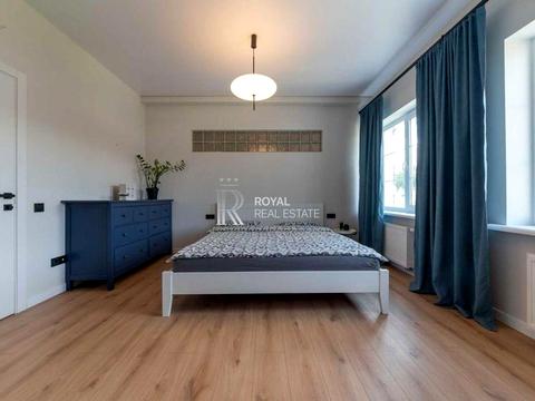 будинок за адресою Грушевського вул.