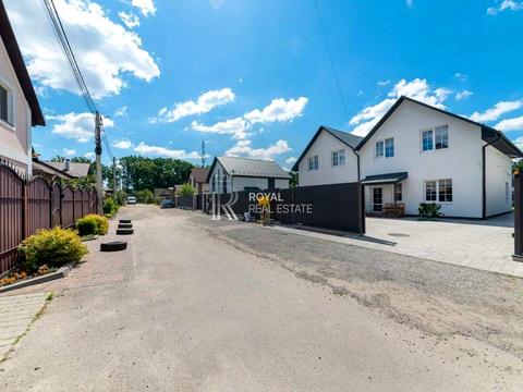 будинок за адресою Грушевського вул.