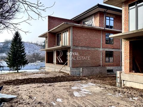 будинок за адресою Ватутіна пров.