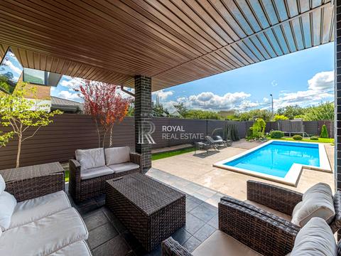 будинок за адресою Богдана Хмельницького вул., 1