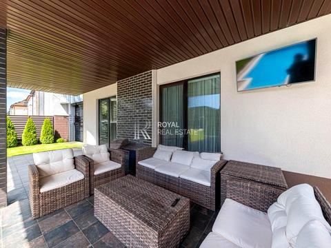 будинок за адресою Богдана Хмельницького вул., 1