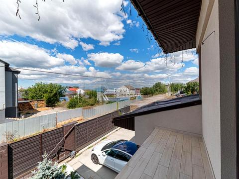 будинок за адресою Богдана Хмельницького вул., 1