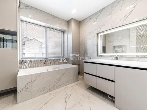 будинок за адресою Богдана Хмельницького вул., 1