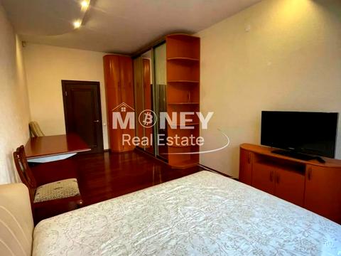 квартира по адресу Василия Тютюнника ул. (Анрі Барбюса), 5