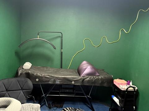 комерційна за адресою Дніпро, Олександра Поля просп. (Кірова), 64