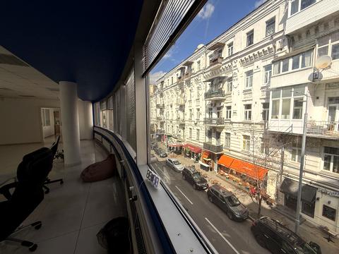 комерційна за адресою Софіївська вул., 1/2