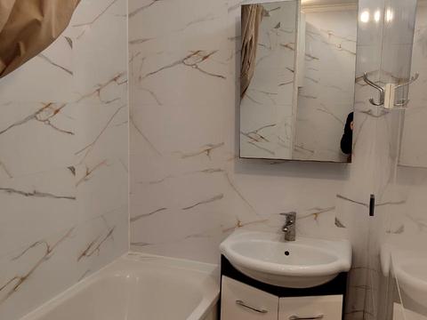 квартира за адресою Леоніда Первомайського вул., 5-А