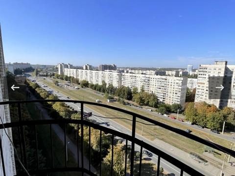 квартира за адресою Академіка Павлова вул., 144