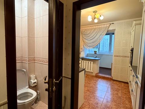 квартира за адресою Анни Ахматової вул., 15