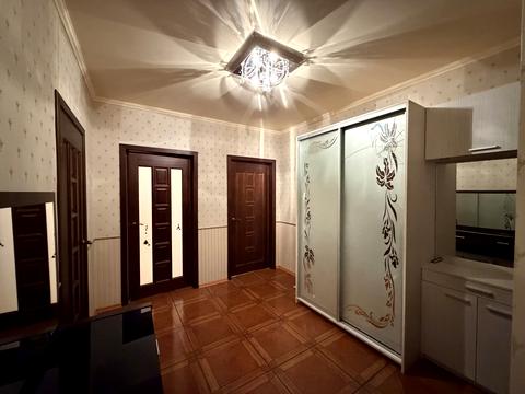 квартира за адресою Анни Ахматової вул., 15