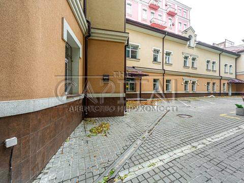 комерційна за адресою Київ, В'ячеслава Липинського вул. (Чапаєва), 66