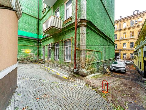 комерційна за адресою Київ, В'ячеслава Липинського вул. (Чапаєва), 66