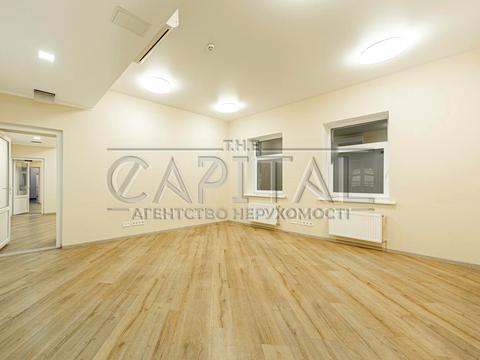 комерційна за адресою Київ, В'ячеслава Липинського вул. (Чапаєва), 66