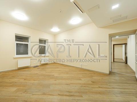 комерційна за адресою Київ, В'ячеслава Липинського вул. (Чапаєва), 66