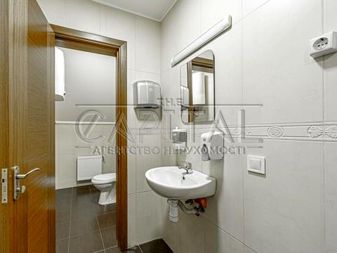 комерційна за адресою Київ, В'ячеслава Липинського вул. (Чапаєва), 66