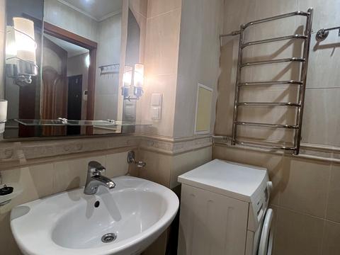 квартира за адресою Райдужна вул., 3-Б