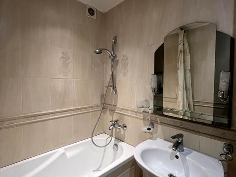 квартира за адресою Райдужна вул., 3-Б