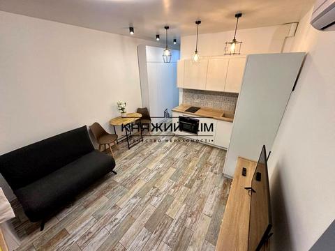 квартира за адресою Зарічна вул., 3-А