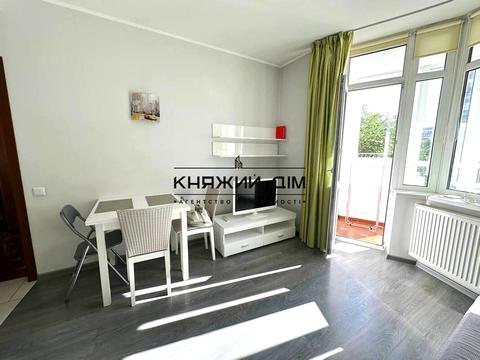 квартира за адресою Митрополита Василя Липківського вул. (Урицького), 18