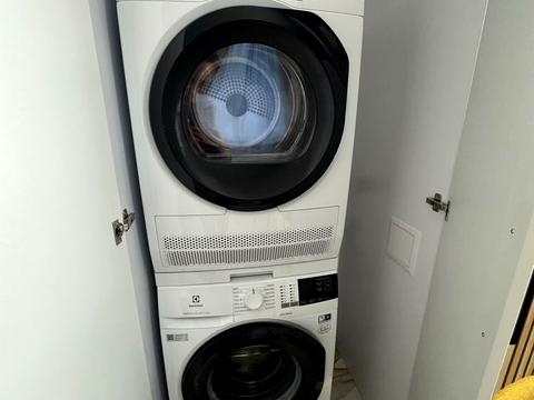 квартира за адресою Андрія Верхогляда вул. (Михайла Драгомирова), 14-А